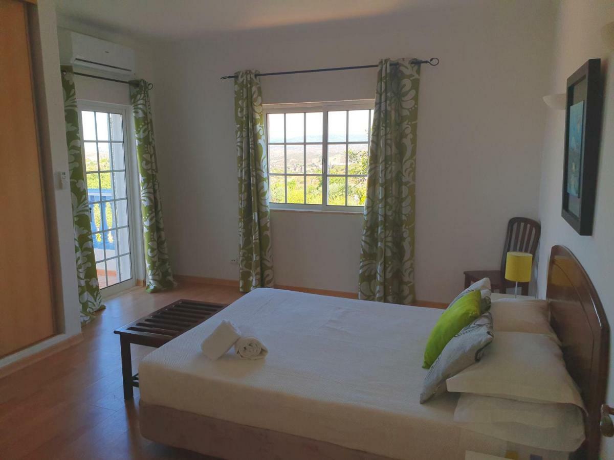 סילבס Casa Da Eira - Private Villa - Pool - Free Wi-Fi - Air Con מראה חיצוני תמונה